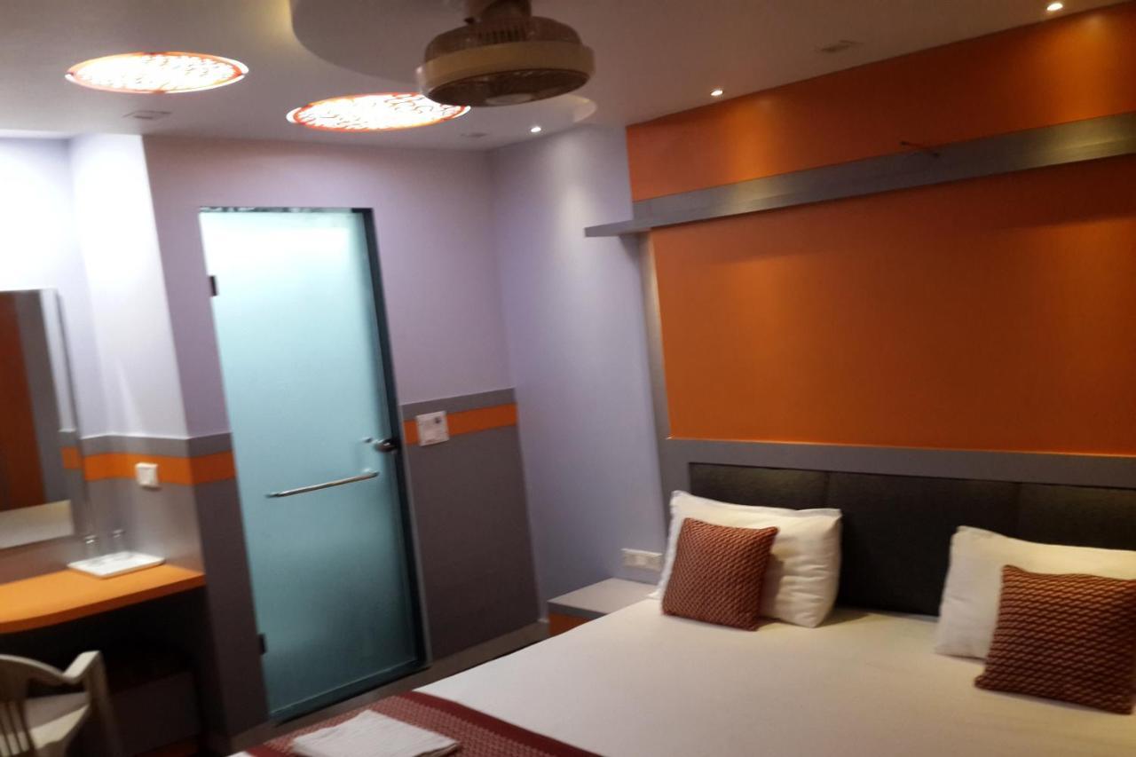 Oyo 86669 Arnav Residency Hotel New Delhi Exterior photo