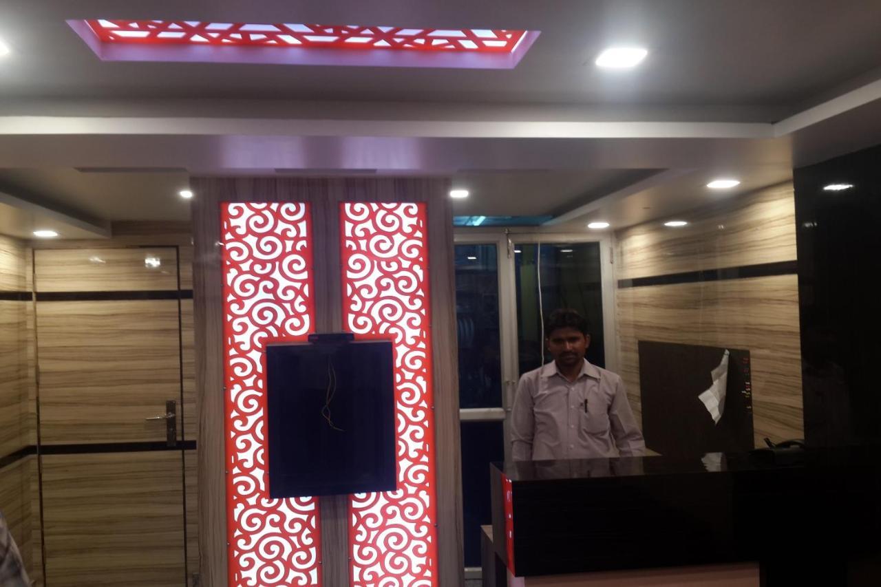 Oyo 86669 Arnav Residency Hotel New Delhi Exterior photo